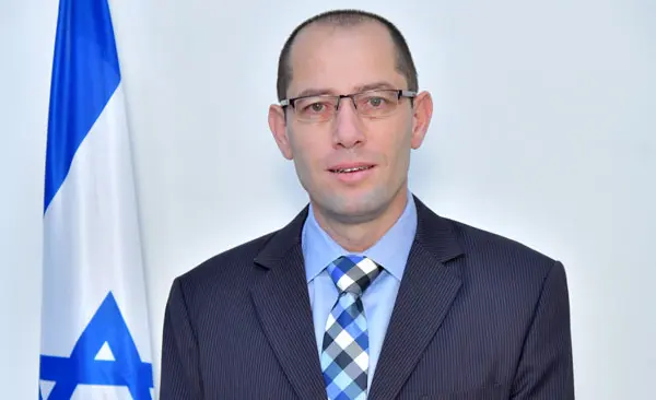 New Israeli ambassador arrives in Baku